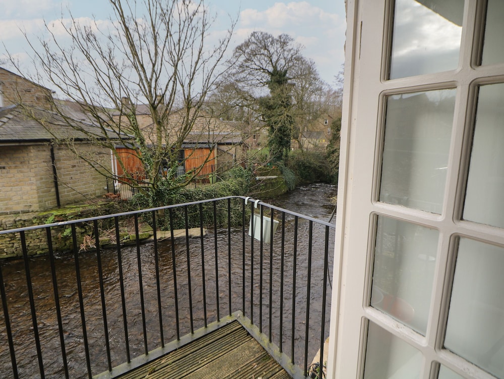 Bear Pit Cottage