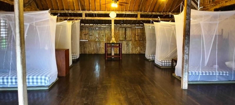 Seabreeze Hostel Bali view 4