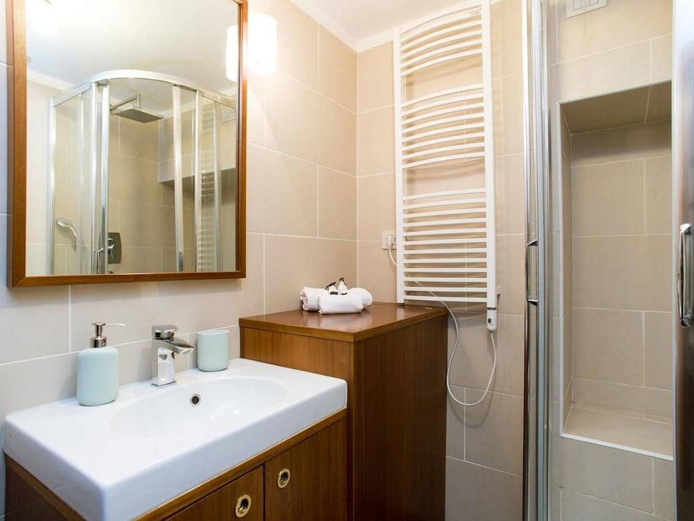Trevi Fountain - Lovely Loft Apartment