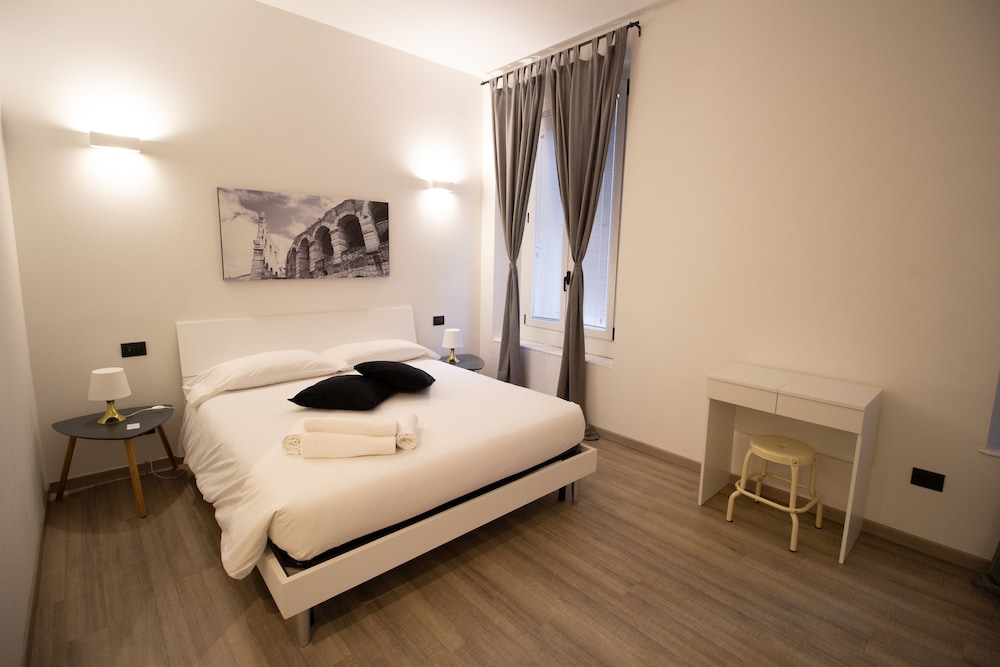 Room Verona Ai Conti