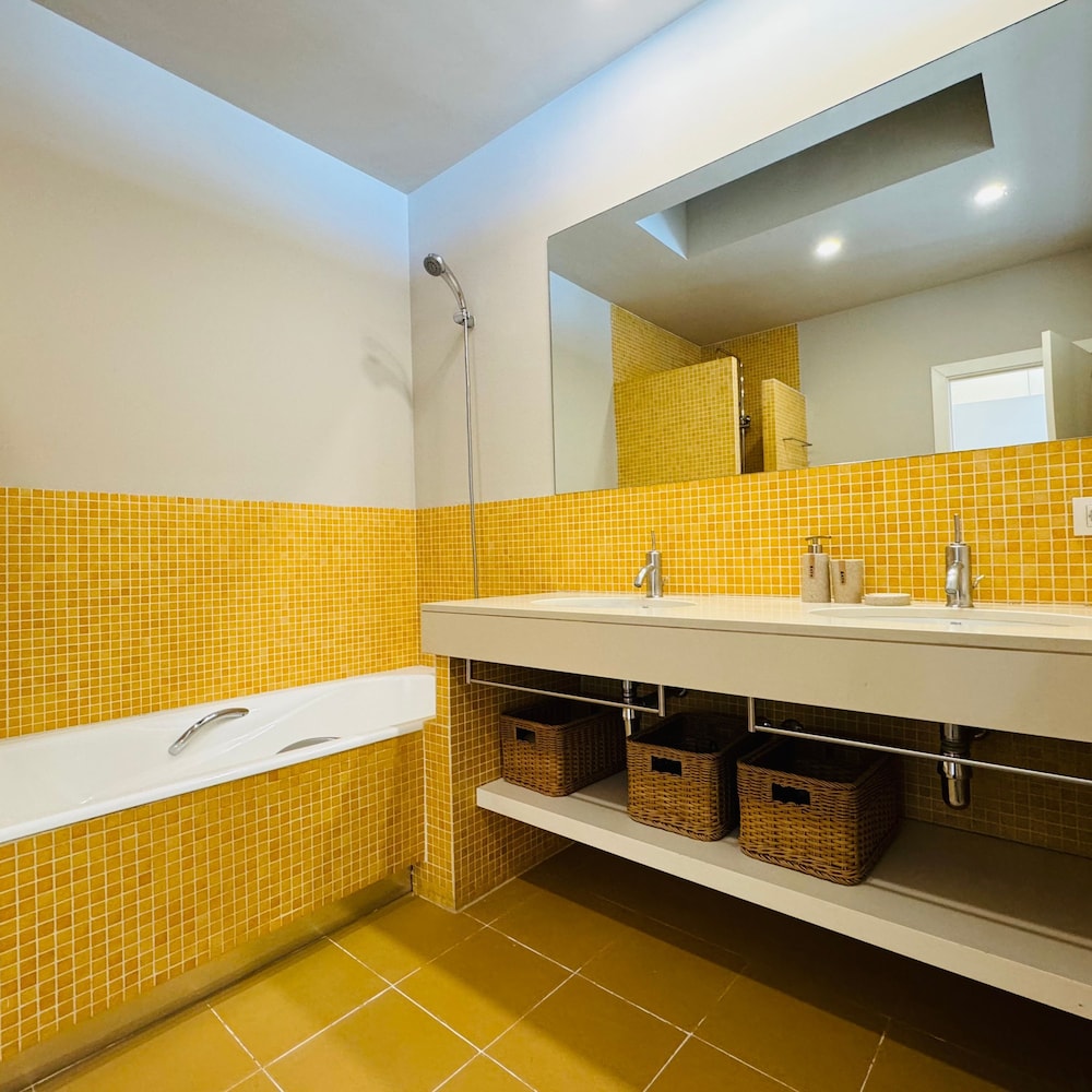 Barcelona Gem Penthouse By Myrentalhost
