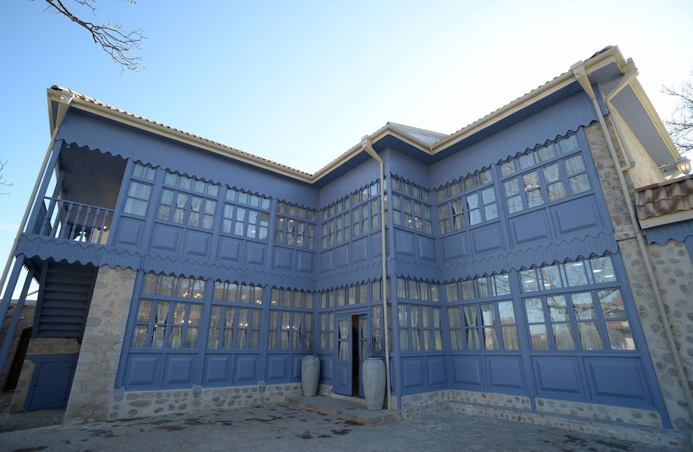 Yasemen Hotel