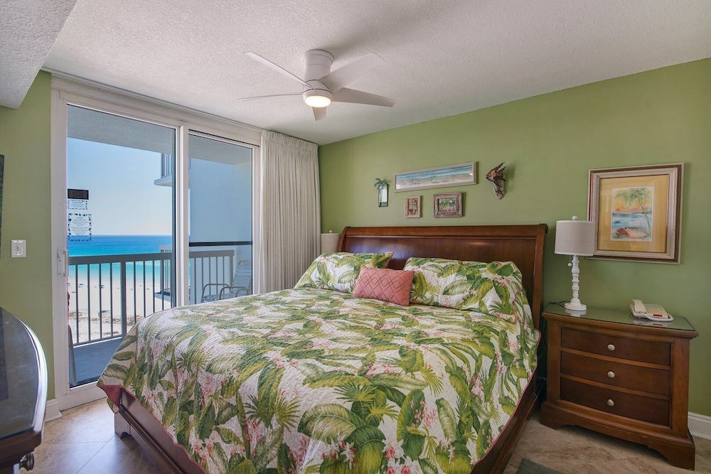 Pelican Beach 1014 2 Bedroom Condo by Pelican Beach Management view 2