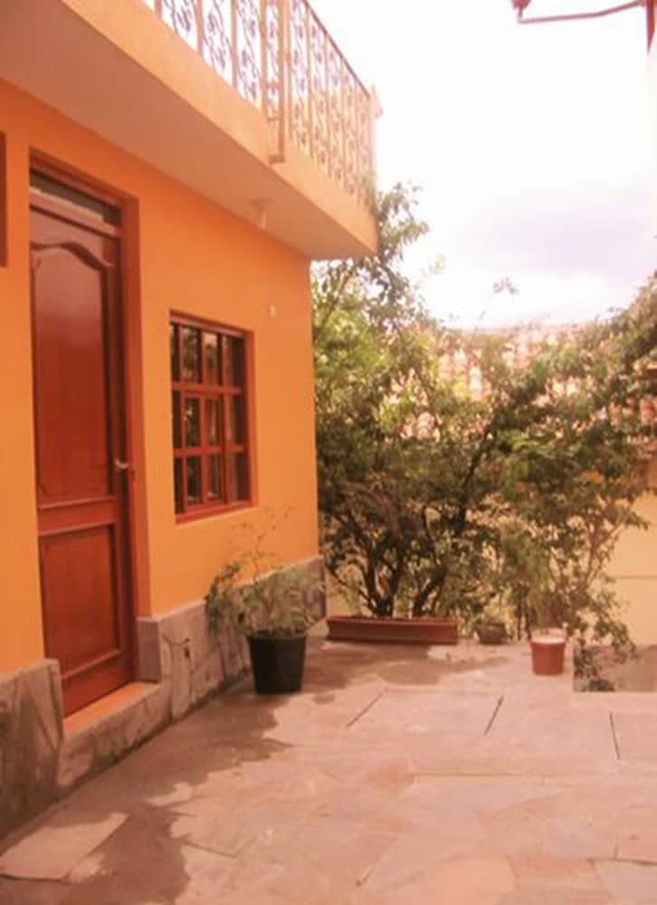Kuska Guest House