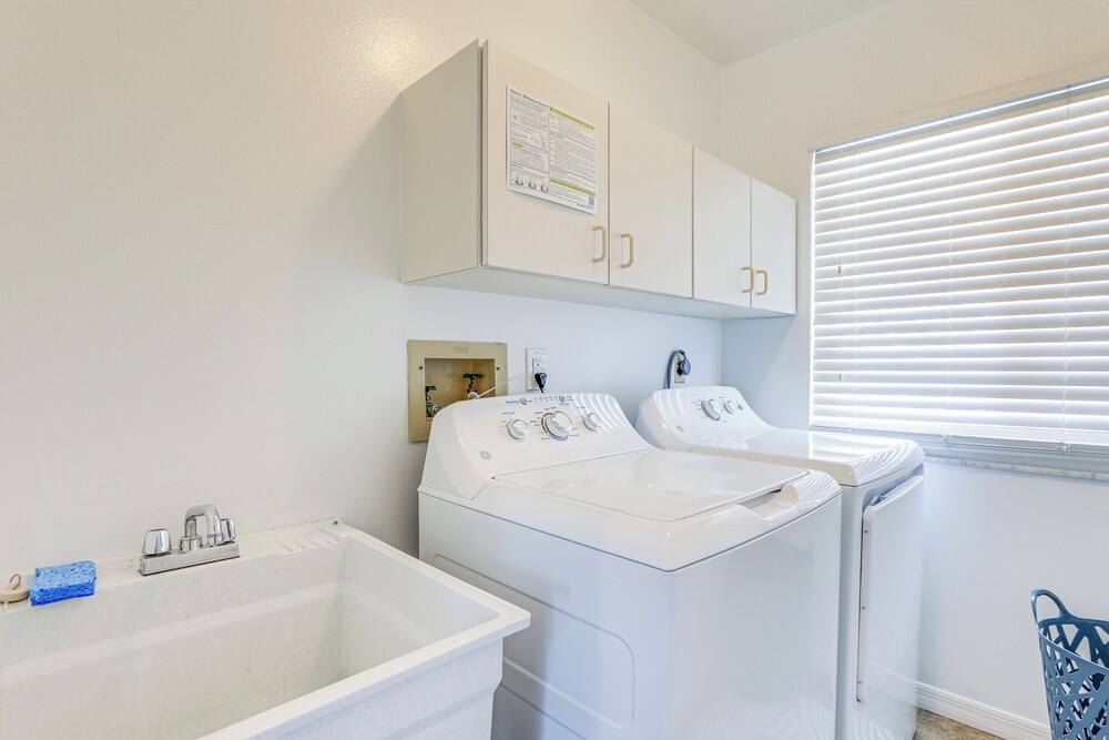 1 Mi to Beach: Family-friendly Home in Bradenton!