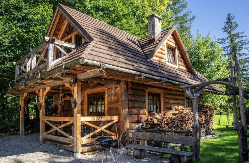 Mountain Shelter by Loft Affair view 4