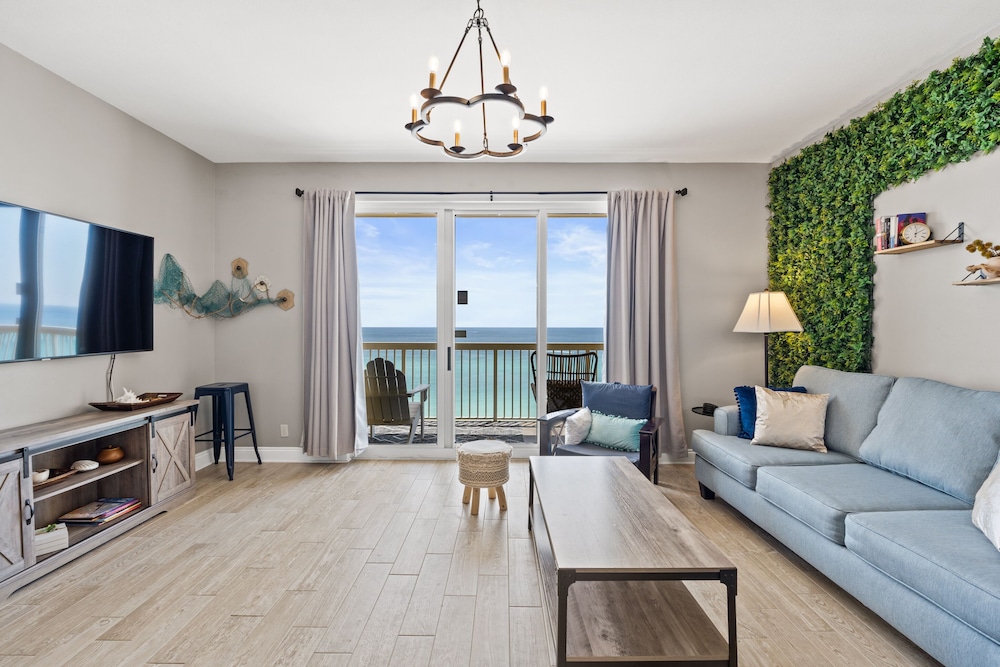 Calypso Beach Resort by Panhandle Getaways