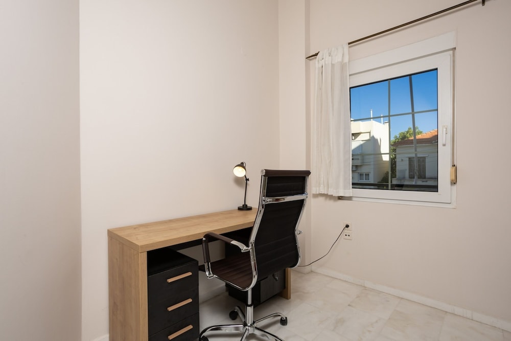 The White Marble Luxury City Apt