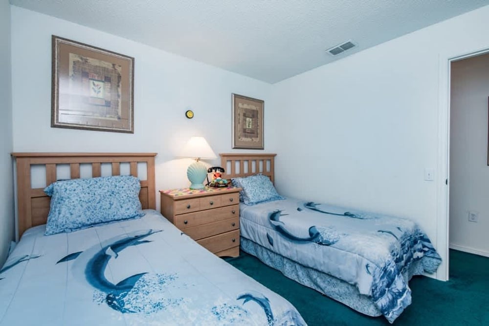 Villa Near Disney 4 Bd 3 Bt With Private Pool Quiet Comminuty