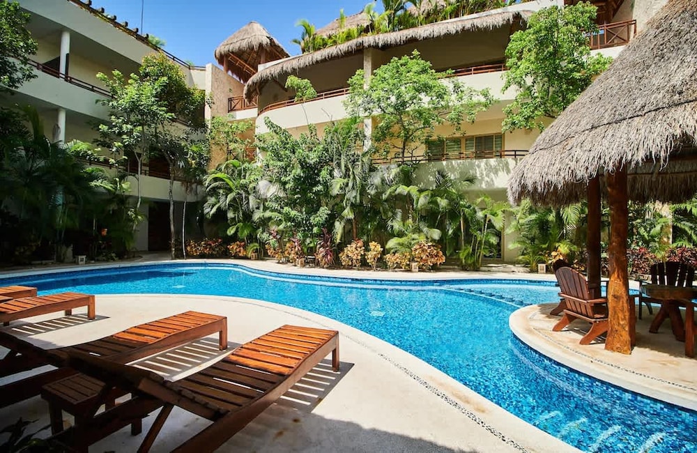 Aldea Zama Penthouse w Private Rooftop Jacuzzi