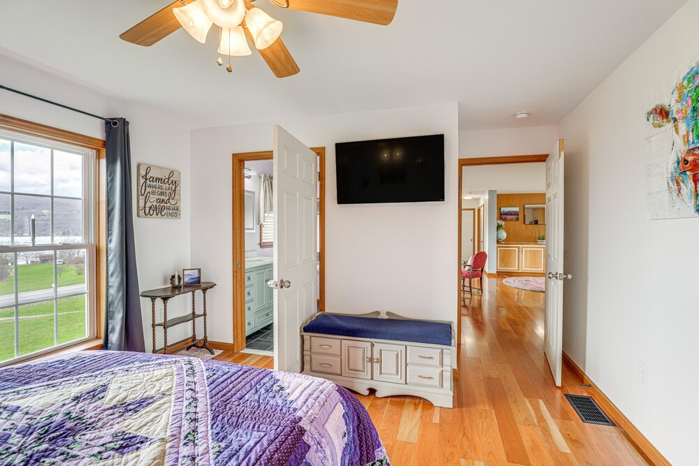 Views of Canandaigua Lake: Middlesex Retreat! view 4