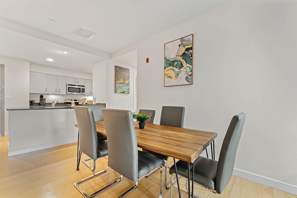Furnished Apartment near BMC