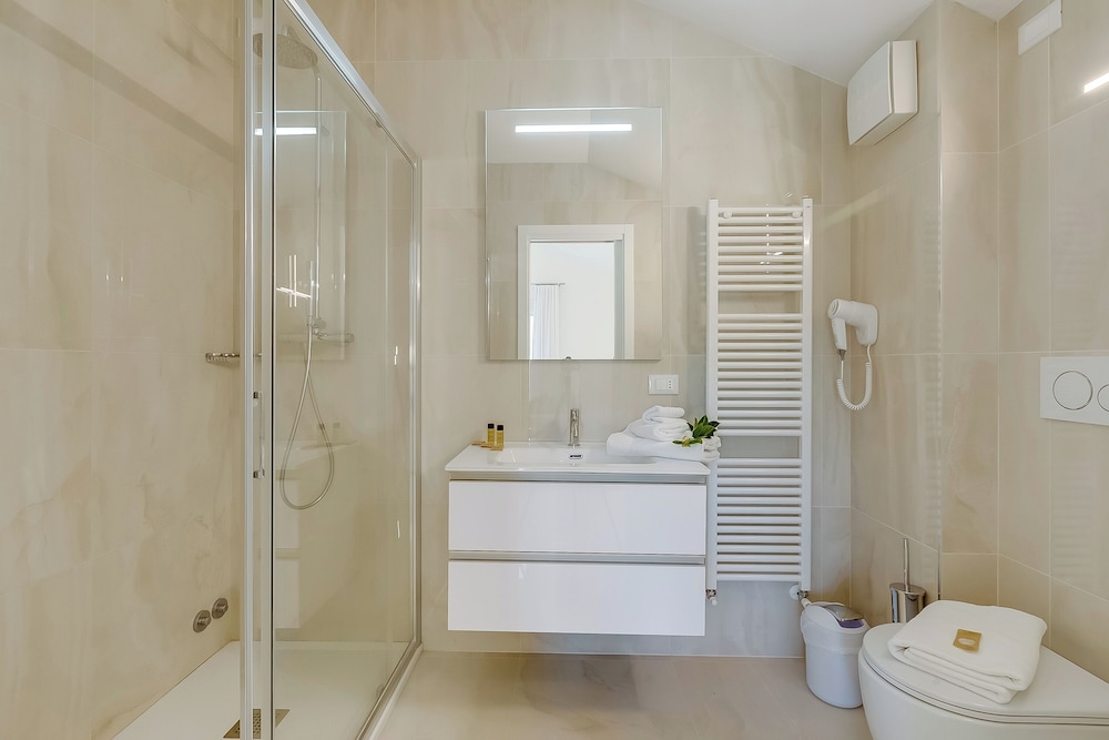 Villa Chimera White With Panoramic Pool