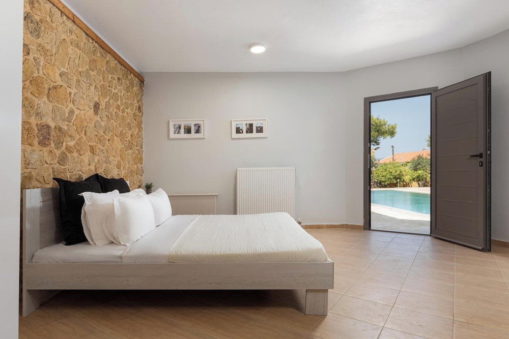 Aeolia Villa Athenian Riviera
