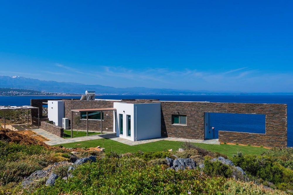 Tersanas Villas