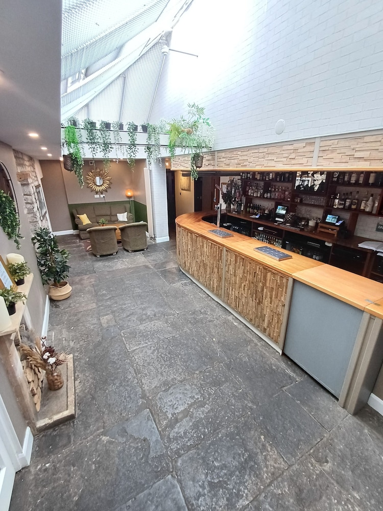 Yeovil Vacations - Northover Manor Hotel - Property Image 9