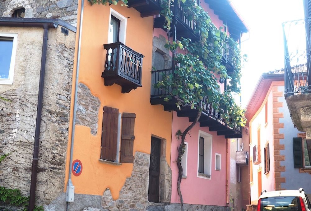 CÀ LEÒN - CASA LEONE im Alto Malcantone - Lugano