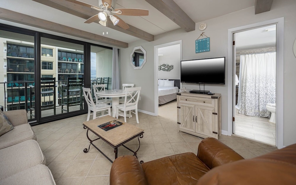 Island Winds East 610 2 Bedroom Condo