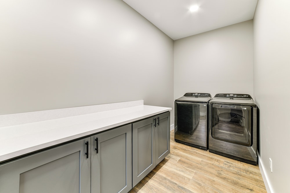 Brantingham Home: ATV & Snowmobile Trails On-site!