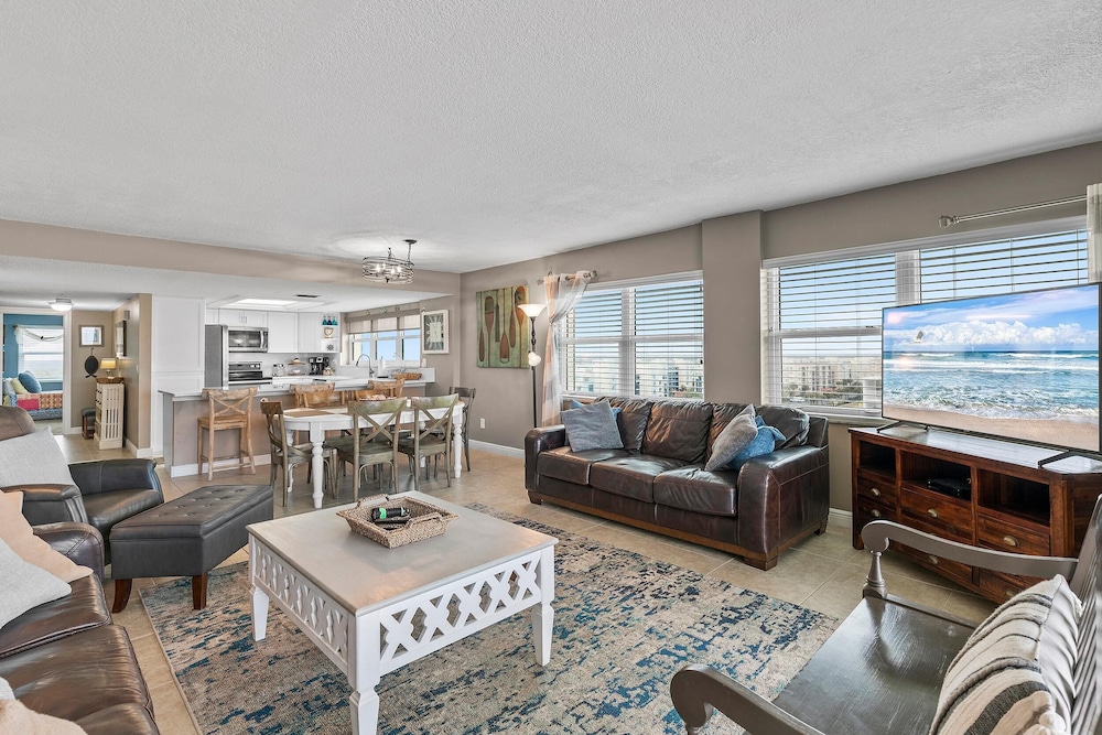 Southwind 905