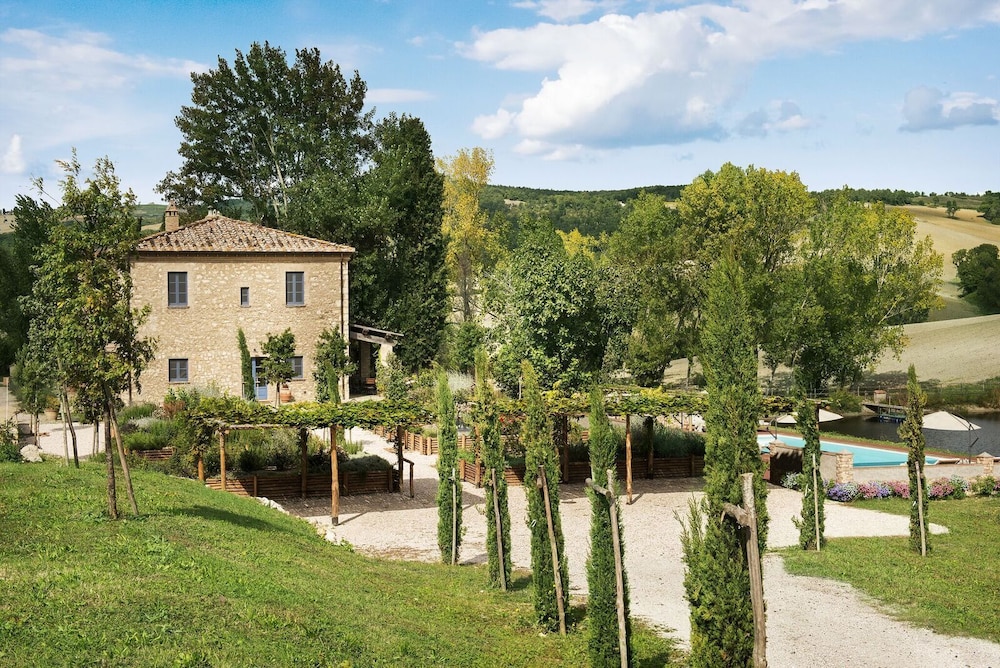 Borgo Pignano Volterra Tuscany