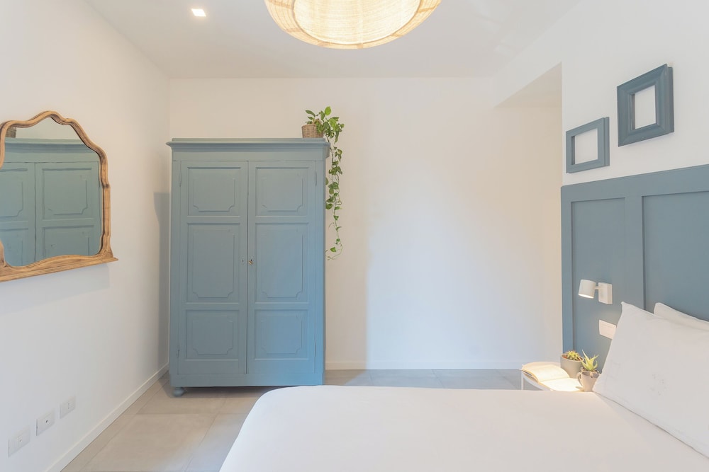 Salvia & Ginepro Apartments by Rent all Como