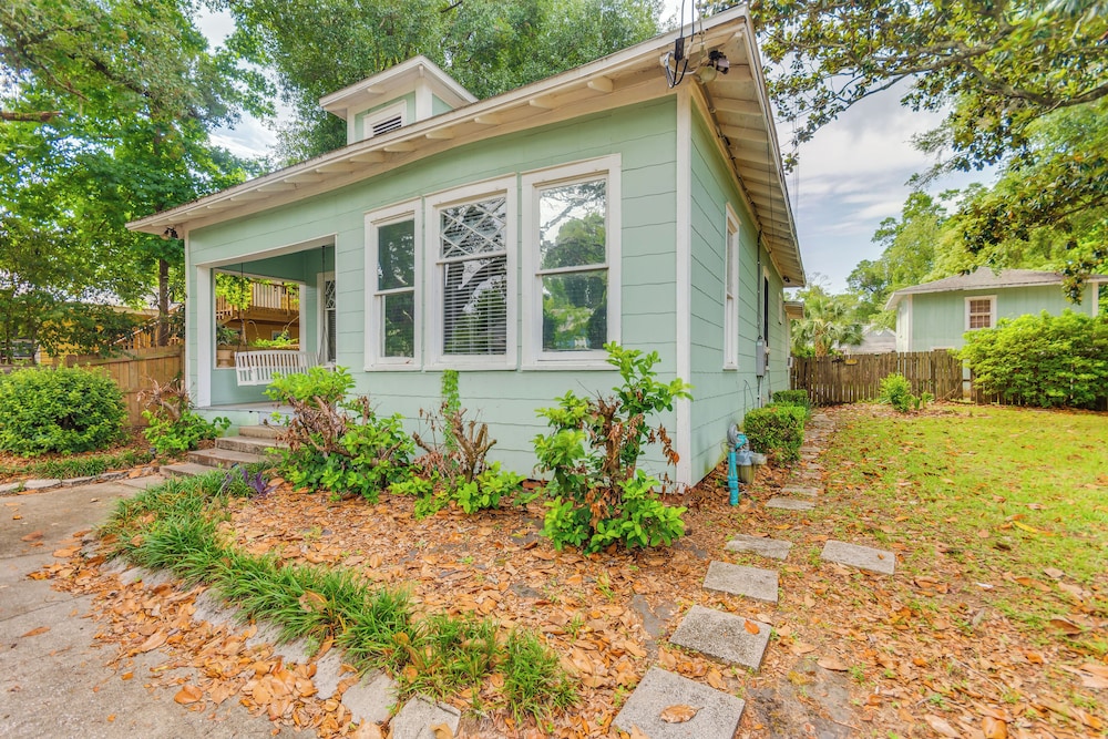 8 Mi to Pensacola Beach: Home w/ Private Pool
