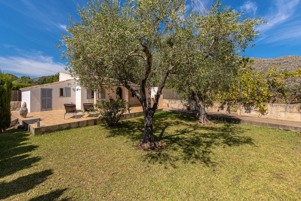 Villa in Central Location