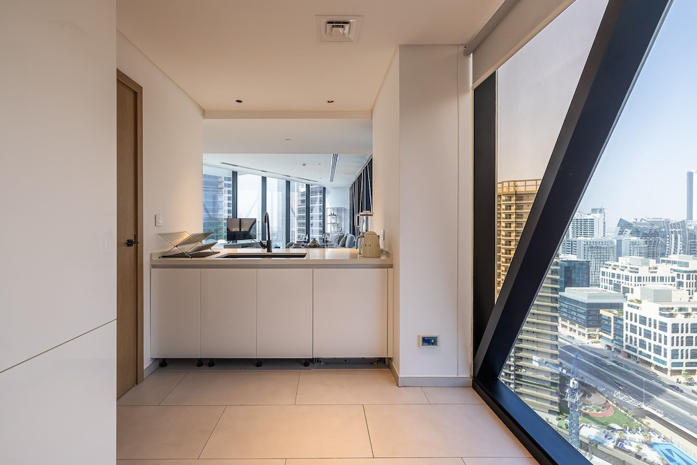 Marquise 2505 Business bay