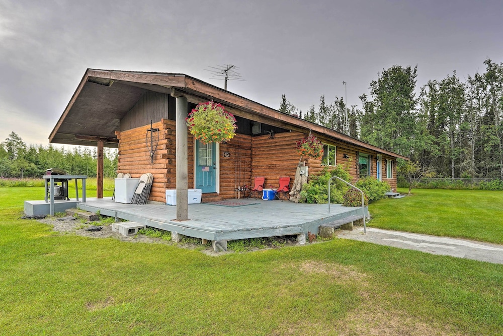 Soldotna Home Near Kenai River & Wildlife Refuge! view 3
