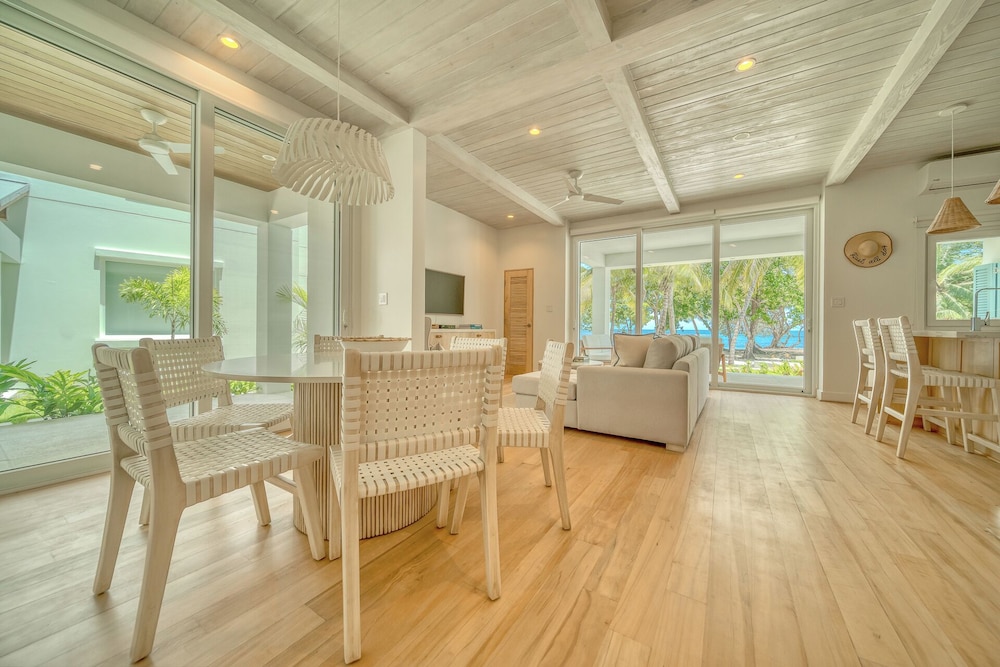 Watercolors Roatan