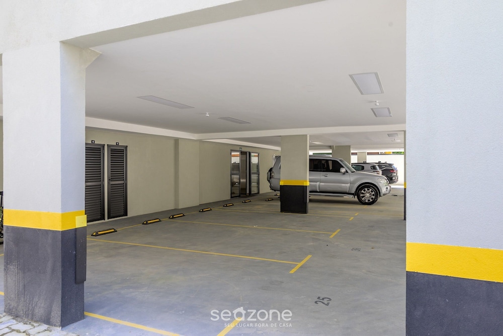 Apartment w/ Barbecue 290m From the Beach Hre0035