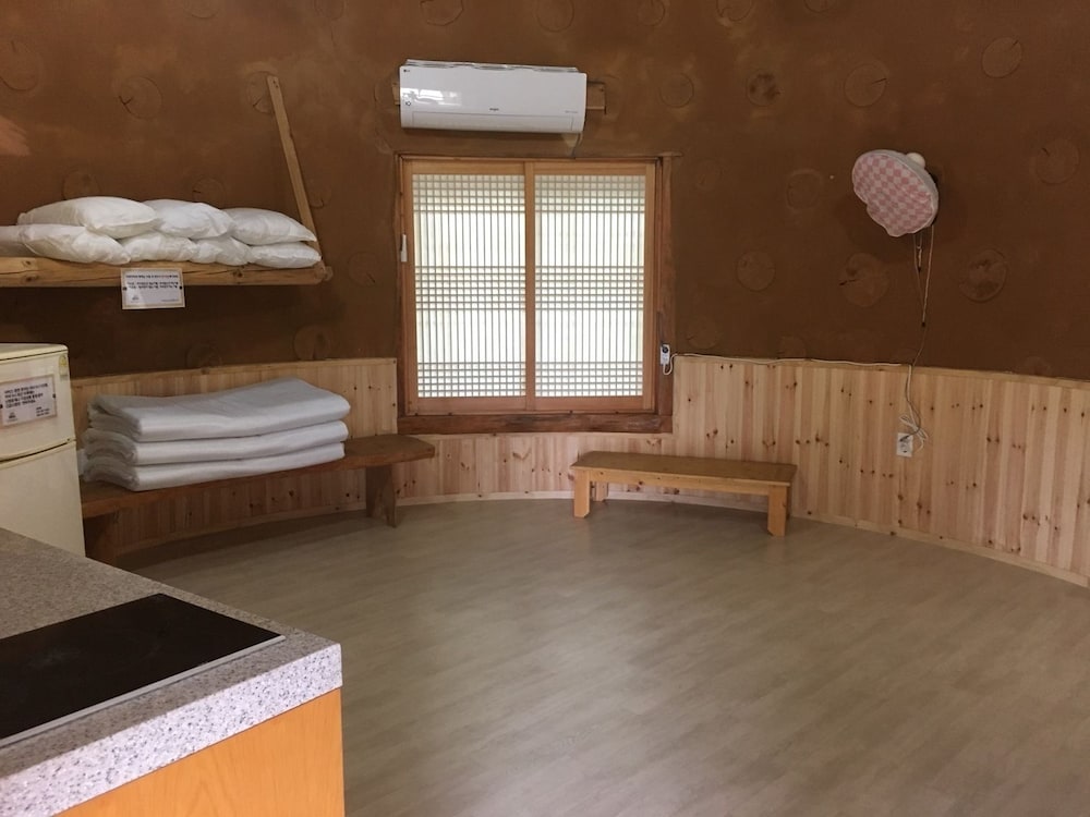 Seunggok E-CO Experience Village