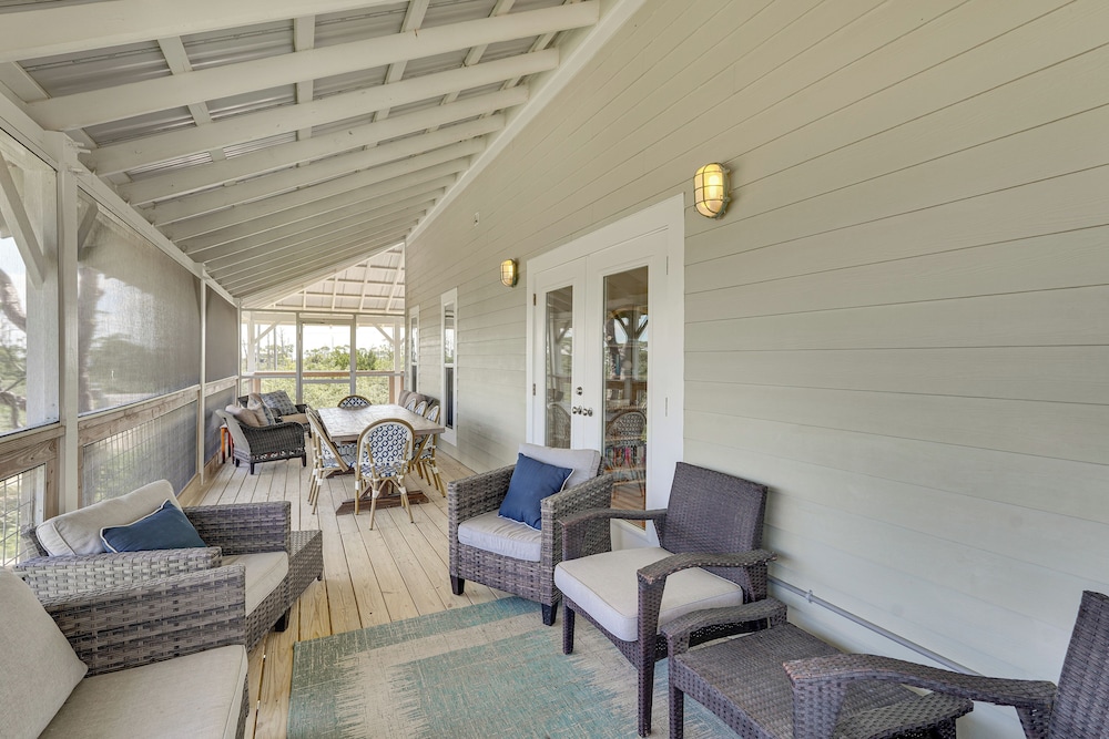 Walk to Ocean: Beach House w/ Pool in Port St Joe!