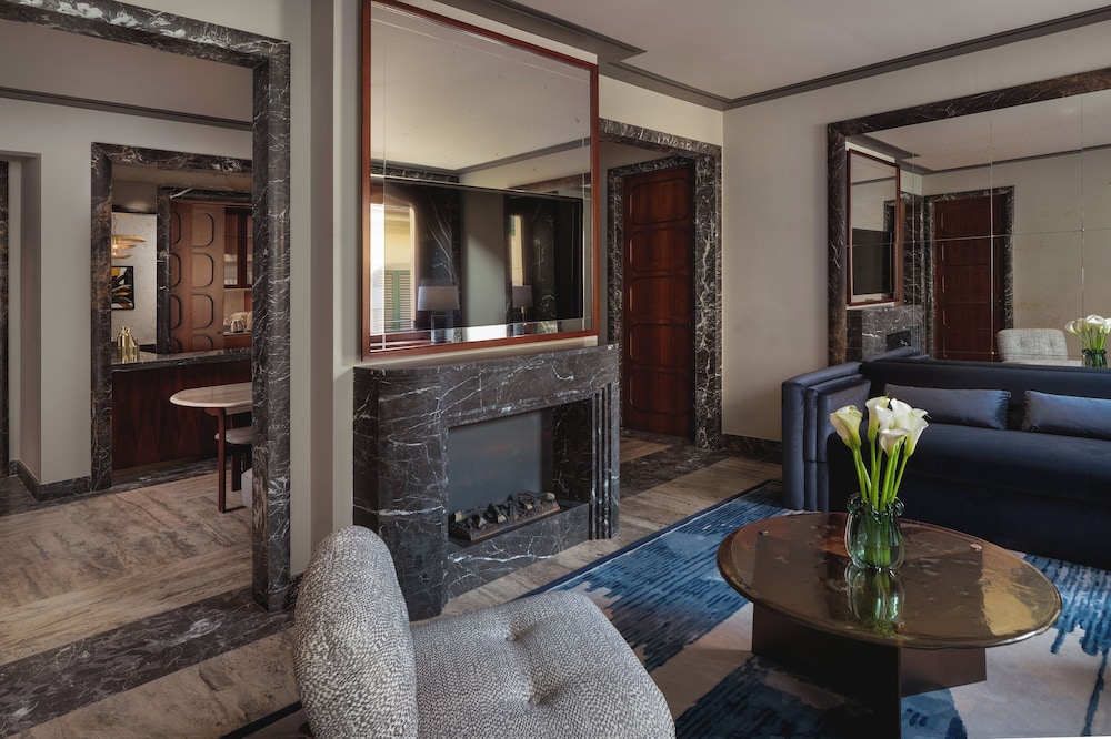 Palazzo Ottaviani Luxury Apartments