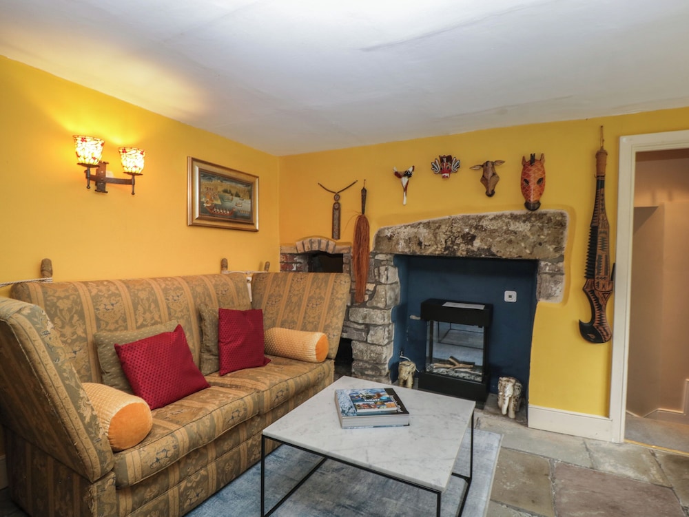 Danby Lodge