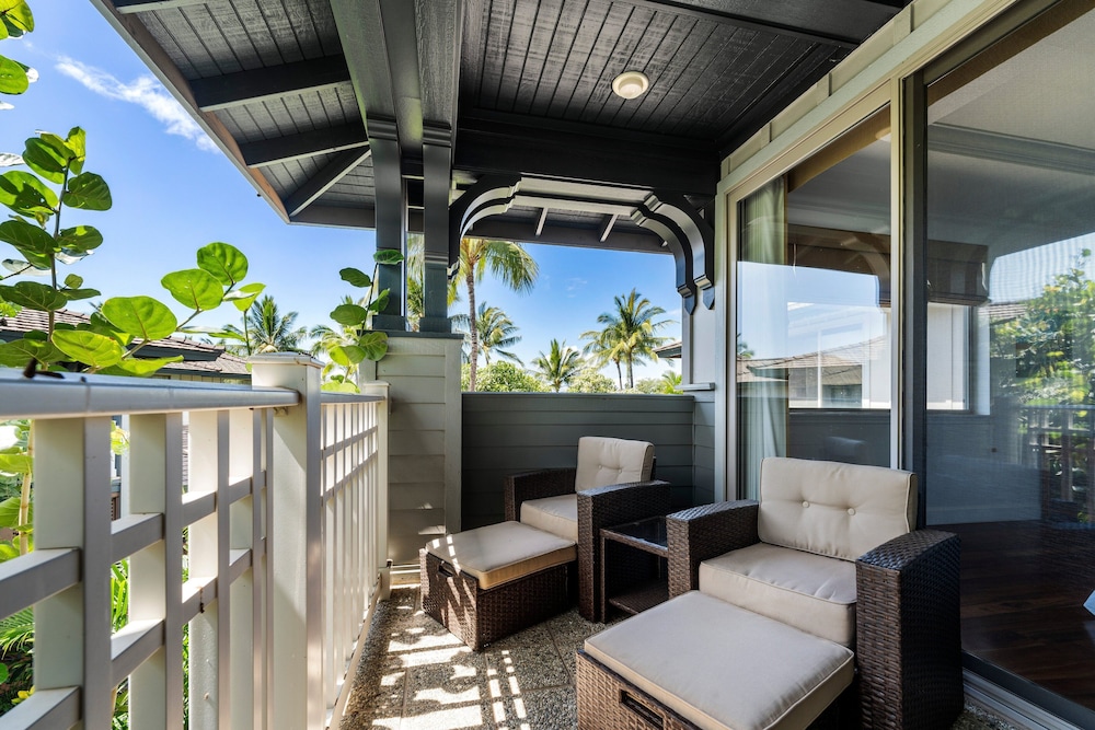 Beautiful Townhouse - Great Amenities and Spacious Lanai! Comes With Beach Pass! - Vrkcv