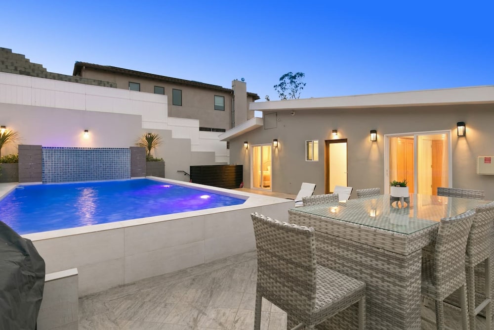 Hollywood Hills Heatpool BBQ Prime Location