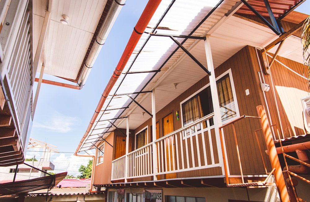 Hospedaje Open House