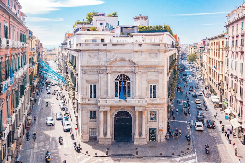 Palazzo Doria Suites