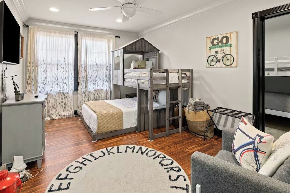 The Three Bears Retreat - King suites