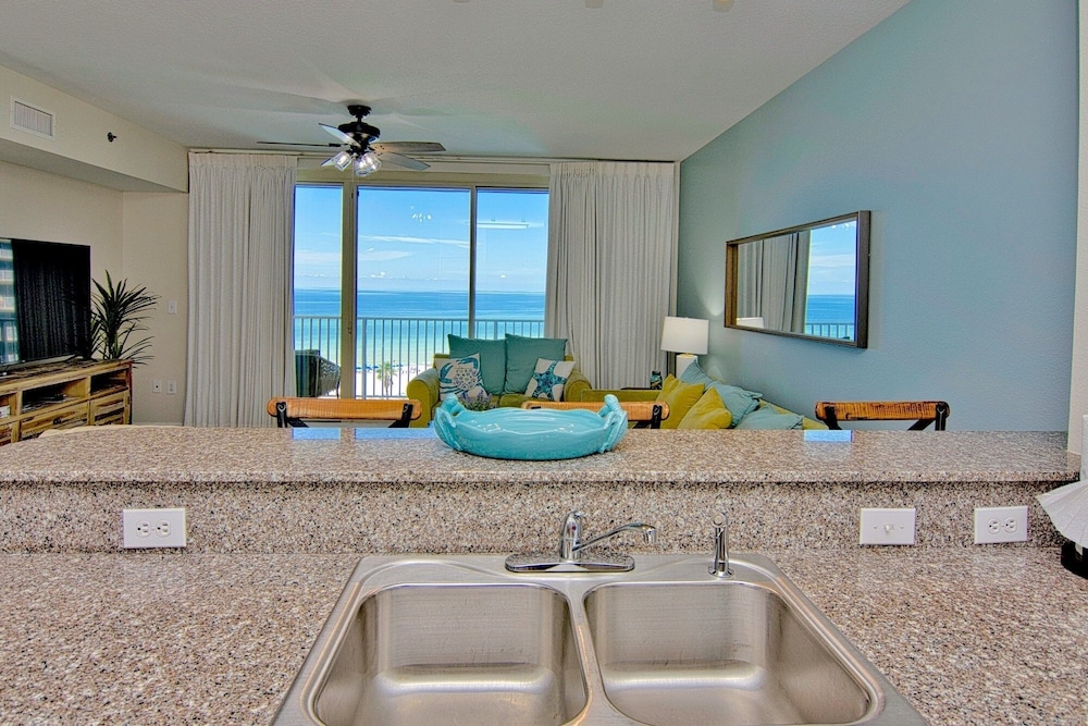 Shores Of Panama 719 2 Bedroom Condo