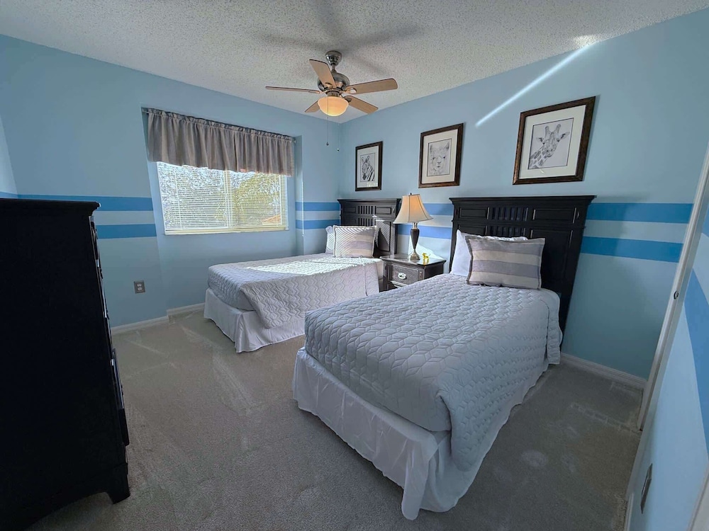 Spacious 5-bedroom Pool Villa in Southern Dunes