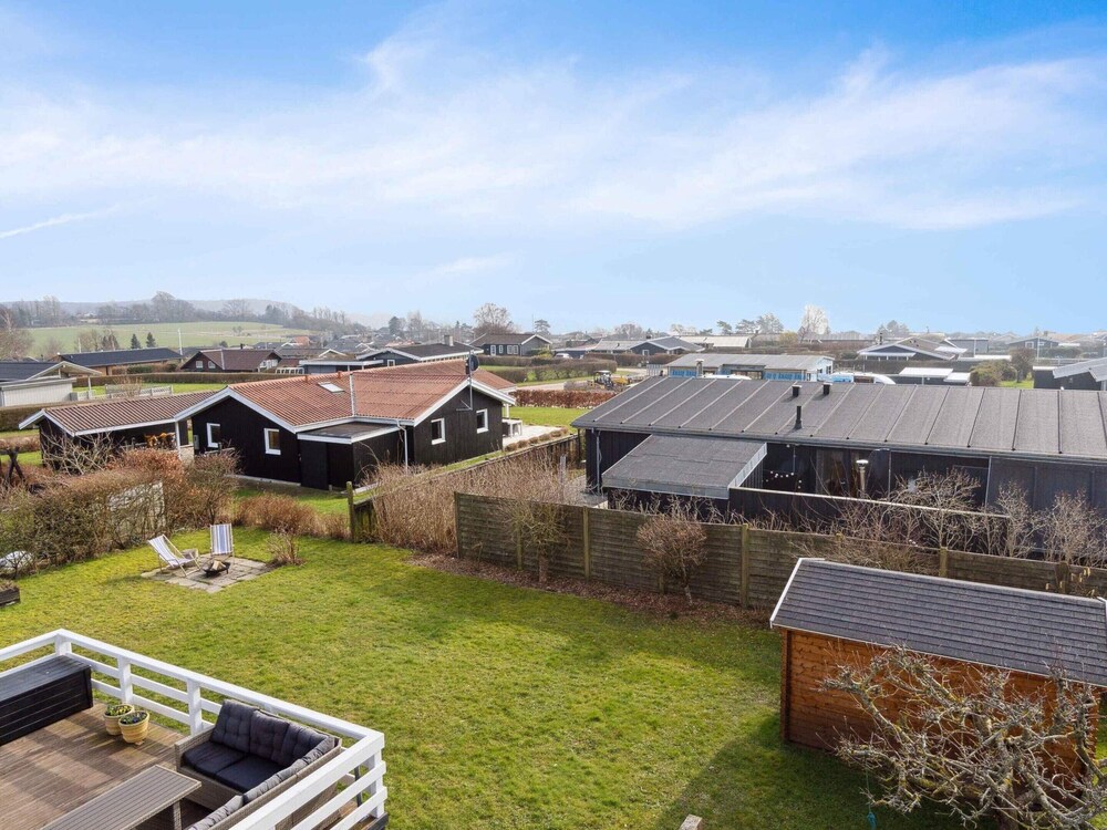 5 Star Holiday Home in Ronde
