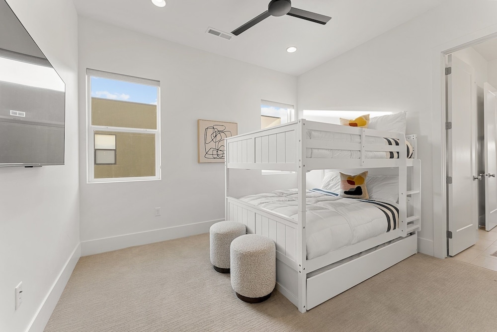 Villa #30 At Bloomington Country Club - Red Cliffs 4 Bedroom Townhouse