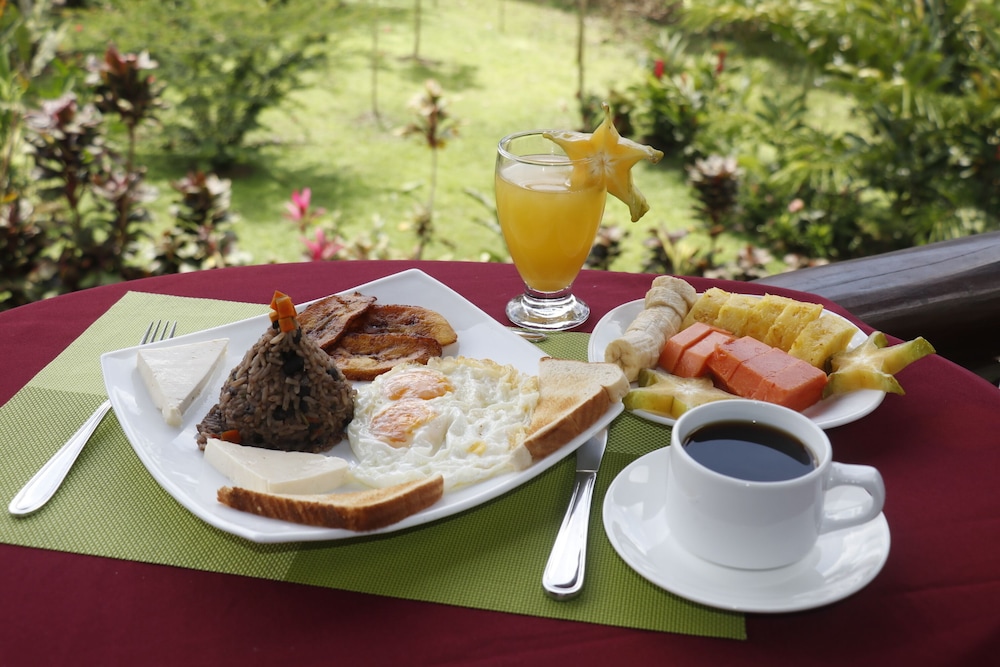 Hotel Rancho Cerro Azul