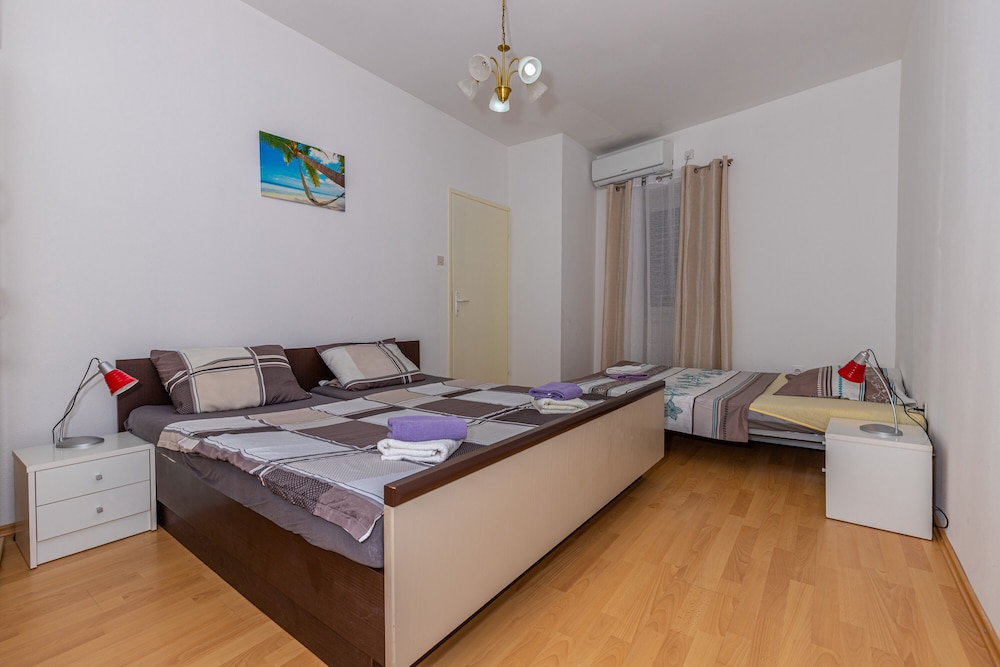 Guest House Gabrijela view 3
