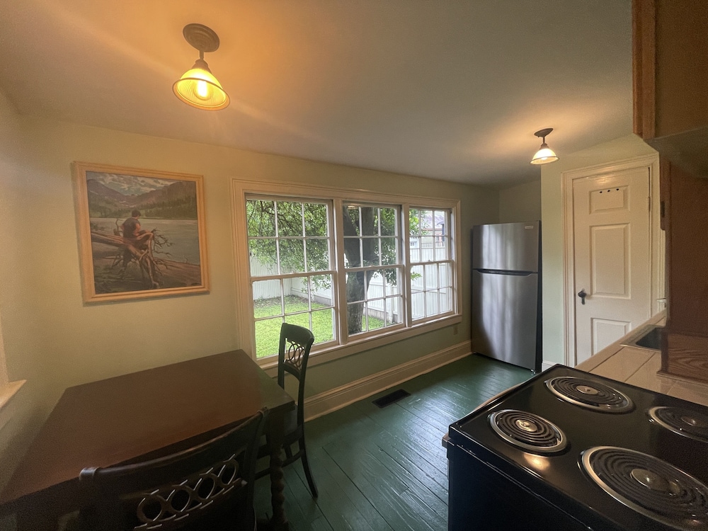 Columbus Vacations - Rothschild-Pound House Inn - Property Image 56