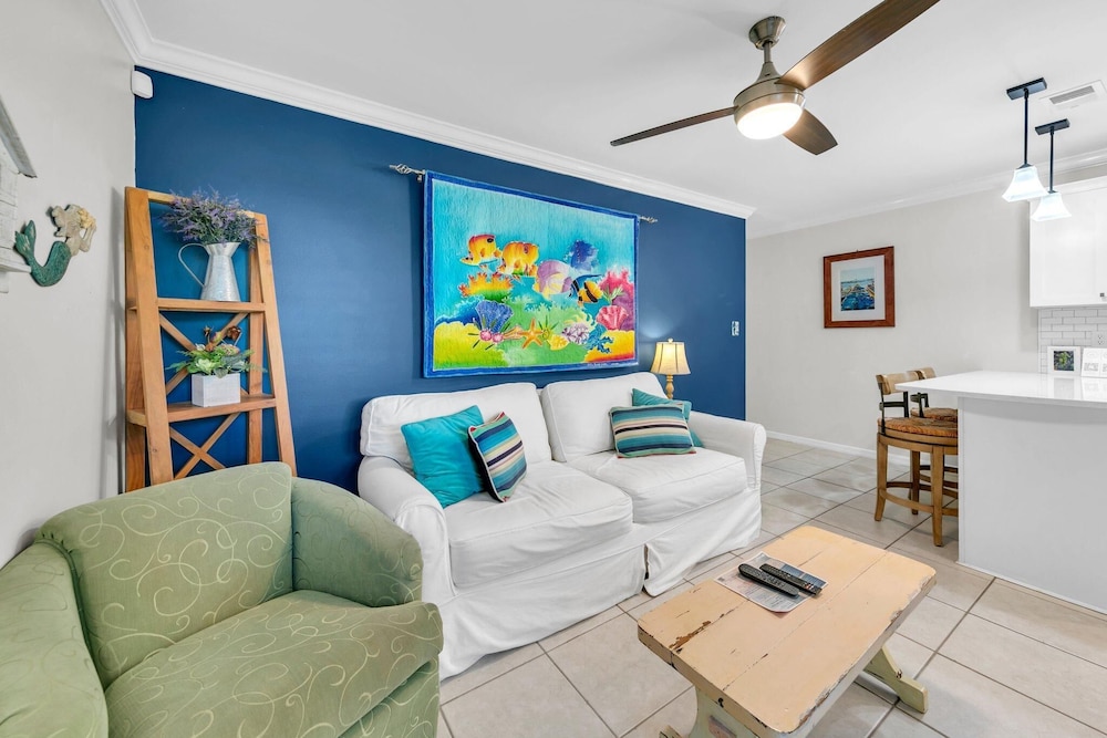 Beachside Villas 412