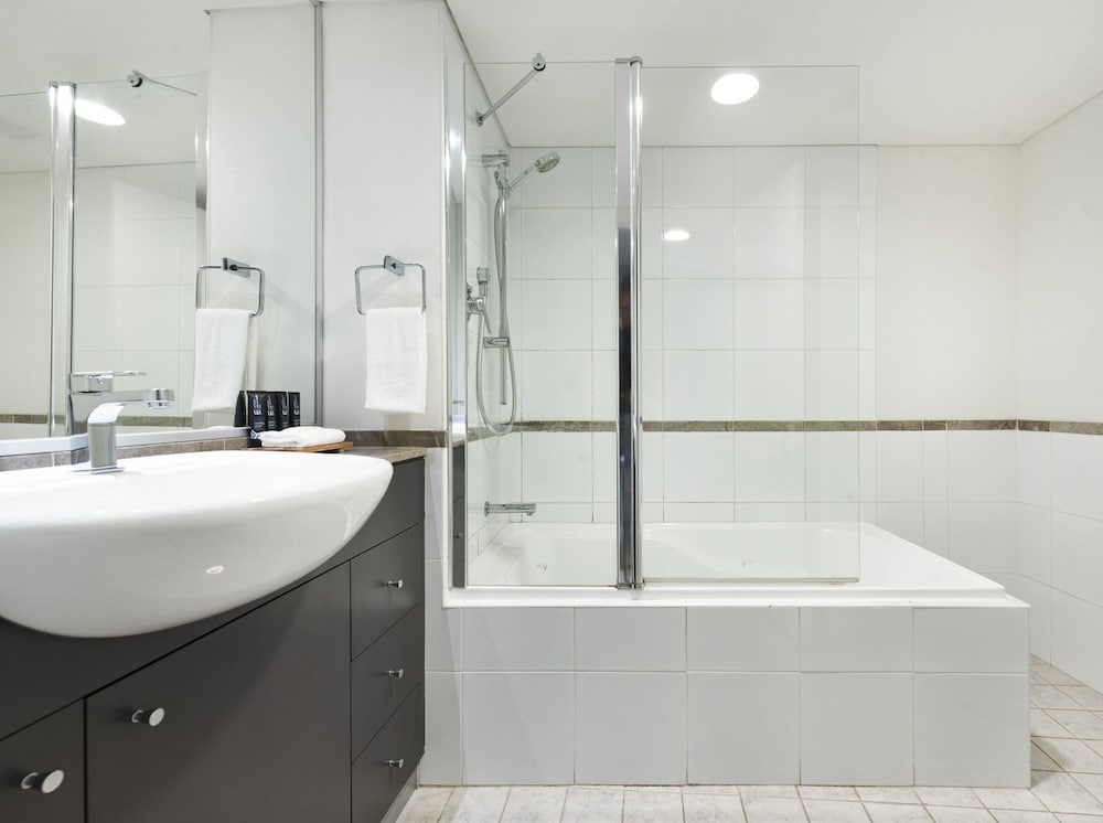Kozyguru | Haymarket | Studio Apartments On George St
